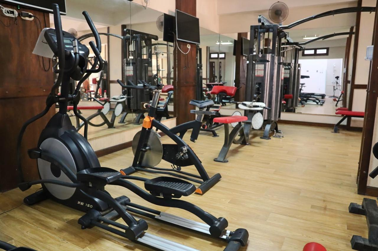 Panacea Suites Hotel Borg El Arab Esterno foto